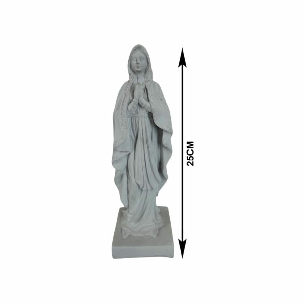 VIERGE RÉSINE 25CM