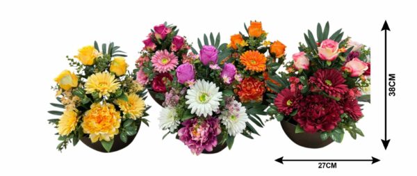COMPOSITION BOUTONS DE ROSE, GERBERAS, PIVOINES, FLEURETTES H 38 X L 27 CM
