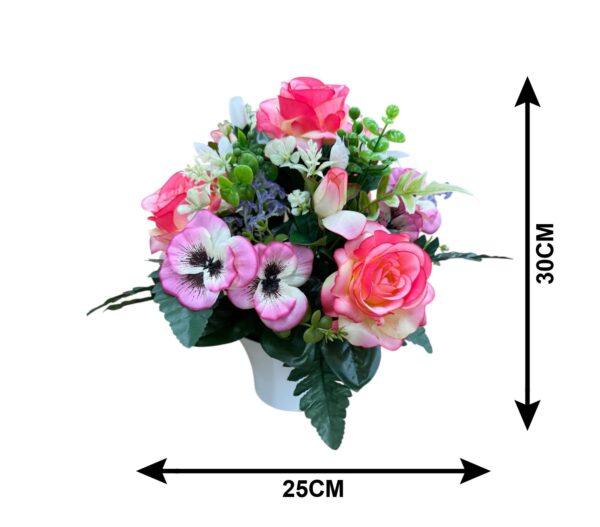 COMPOSITION ROSES, PENSÉES, FLEURETTES H 30 X 25 CM